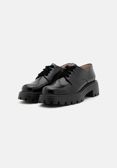 Stuart Weitzman EMERSON DERBY - Francesine - black