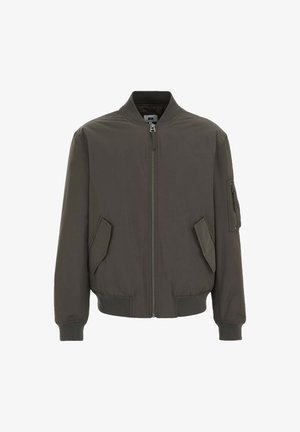 Tume roheline bomber jacket sileda kangaga, ees pikk tõmblukk, küljetaskud ja tõmblukuga õhktasku. Ribistatud varrukad ja allääre.