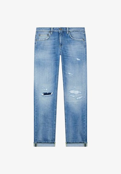 Lichtblauwe spijkerbroek met versleten details, inclusief scheuren en vervaging. Rechte pasvorm met opgerolde zoom en klassieke vijfzakkenstijl.