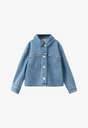 Blaue Jeansjacke mit langen Ärmeln, durchgeknöpftem Vorderteil, zwei Brusttaschen und klassischem Kragen.
