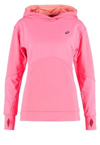Sudadera con capucha rosa en tejido ligero y suave. Presenta un escote redondeado, mangas largas con orificios para los pulgares y un diseño minimalista en la marca.