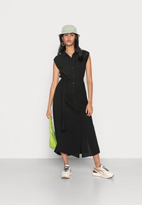 Billabong LITTLE FLIRT DRESS - Vestido camiseiro - black