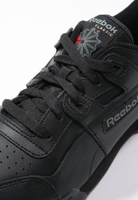 Reebok Classic WORKOUT PLUS - Sapatilhas - black/charcoal