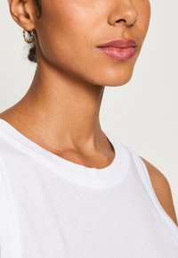 Marc O'Polo LONG ROUND NECK - Top - white