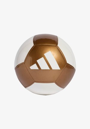 Adidaksen jalkapallo, jossa valkoinen ja metallinhohtoinen pronssikuvio, erottuvilla paneelimuodoilla ja brändin kolmella valkoisella raidalla varustettu logo.