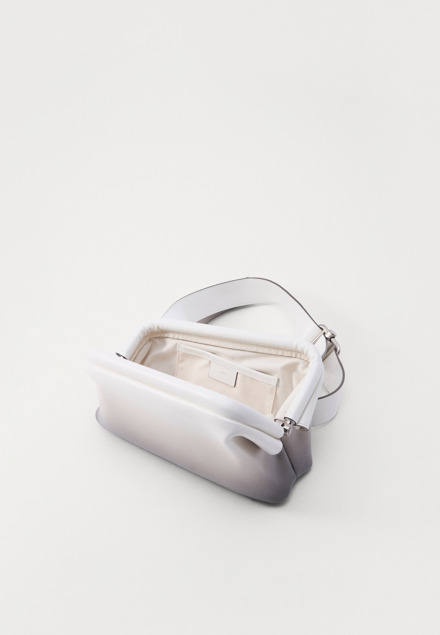 ＜OSOI＞SLIDE BROT Osoi SLIDE BROT - Geantă crossbody - prism white/alb - Zalando.ro