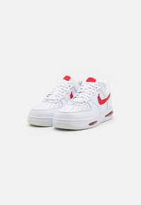 Nike Sportswear AIR FORCE 1 EVO - Sneakers - white/university red/summit white