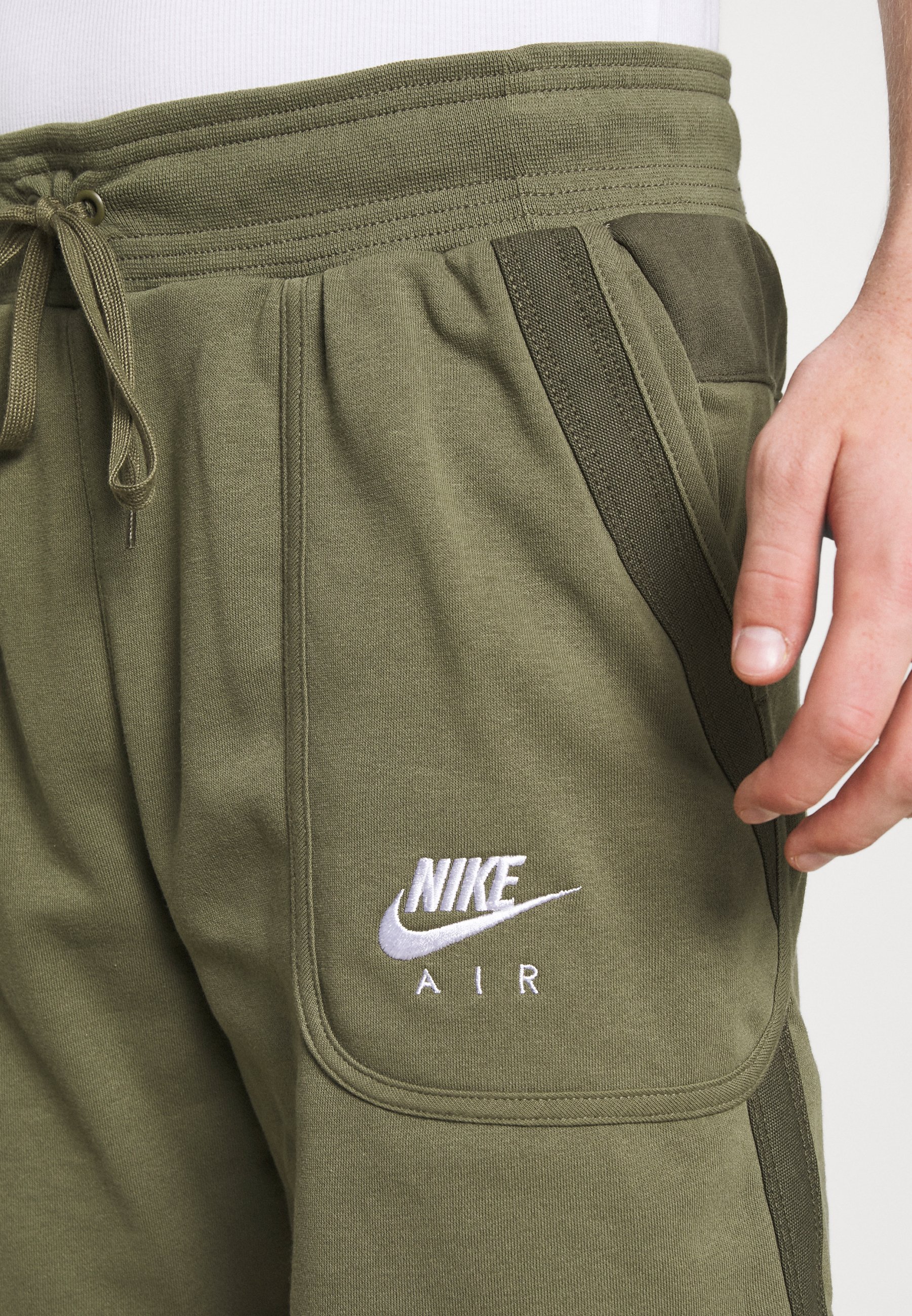 medium olive/cargo khaki/white 