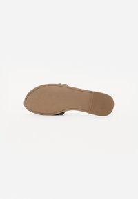 DKNY sandala s fleksibilnom smešnom smešnom smešnom smešnom smešnom smešnom smešnom smešnom smešnom smešnom smešnom smešnom smešnom smešnom smešnom smešnom smešnom smešnom smešnom smešnom smešnom smešnom smešnom smešnom smešnom smešnom smešnom smešnom smešnom smešnom smešnom smešnom smešnom smešnom smešnom smešnom smešnom smešnom smešnom smešnom smešnom smešnom smešnom smešnom smešnom smešnom