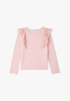 Jasnoróżowa koszula z długim rękawem z falbaniem na ramionach. Miękka tkanina, prosta okrągła szyja i regularny krój.