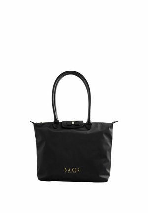 Schwarze Tote-Tasche mit strukturierten Griffen, kleinem Schleifendetail in der Nähe des Reißverschlusses und goldenem „BAKER by Ted Baker“-Logo auf der Vorderseite.