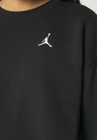 Thumbnail Image 8