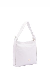 Witte leren schoudertas met een gladde textuur, met een rechthoekige vorm, lange hengsels en een subtiele gouden logo-accent.