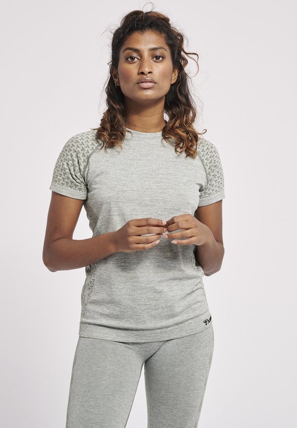 FUSSBALL - HMLCI SEAMLESS  - T-Shirt print - lilac