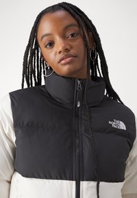 The North Face SAIKURU JACKET - Giacca invernale - white dune