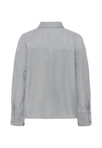 Sivá košeľa s dlhým rukávom s bielymi zvislými pruhmi, zapínanými manžetami a preloženým golierom, zobrazená zozadu.