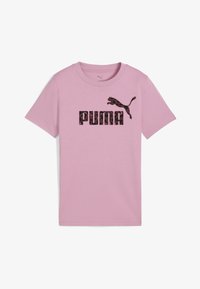 Selected, poised pink