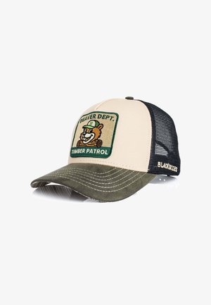 Casquette de baseball avec devant beige, visière vert olive, dos en filet noir, et patch représentant un castor de dessin animé portant une casquette verte avec le texte "Beaver Dept. Timber Patrol."