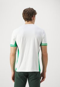 Nike Performance NIGERIA NFF STADIUM HOME - Maglia da calcio - white/lucky green/challenge red
