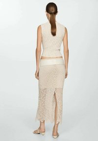 Mango Falda de tubo - off-white