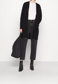 Selected Femme Kofta - black