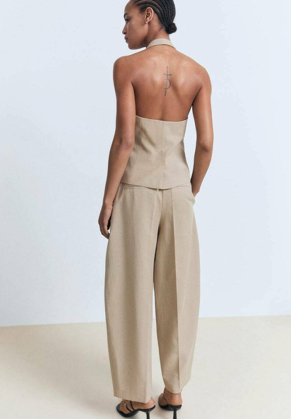 BALLOON WITH DARTS - Trousers3