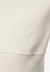 Tommy Hilfiger Felpa - white
