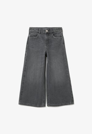 Pantalones de mezclilla gris de pierna ancha con cinco bolsillos, que cuentan con un cierre frontal de botón, una textura sutil y costuras en contraste.