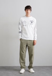 Billionaire Boys Club MULTI GRAPHIC  - Maglietta a manica lunga - white