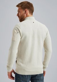 Thumbnail Image 2