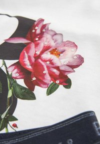 Baker by Ted Baker GRAPHIC SET - REGULAR FIT - Šortky - navy