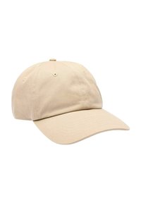 Beige bomull-basebollkeps med en böjd skärm, sexpaneldesign och ventilationshål; har subtila sömmar på framsidan.