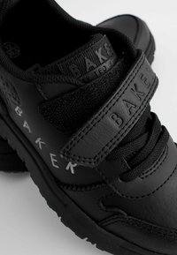 Baker by Ted Baker BACK TO SCHOOL DINOSAUR - REGULAR FIT - Sneakers laag - black