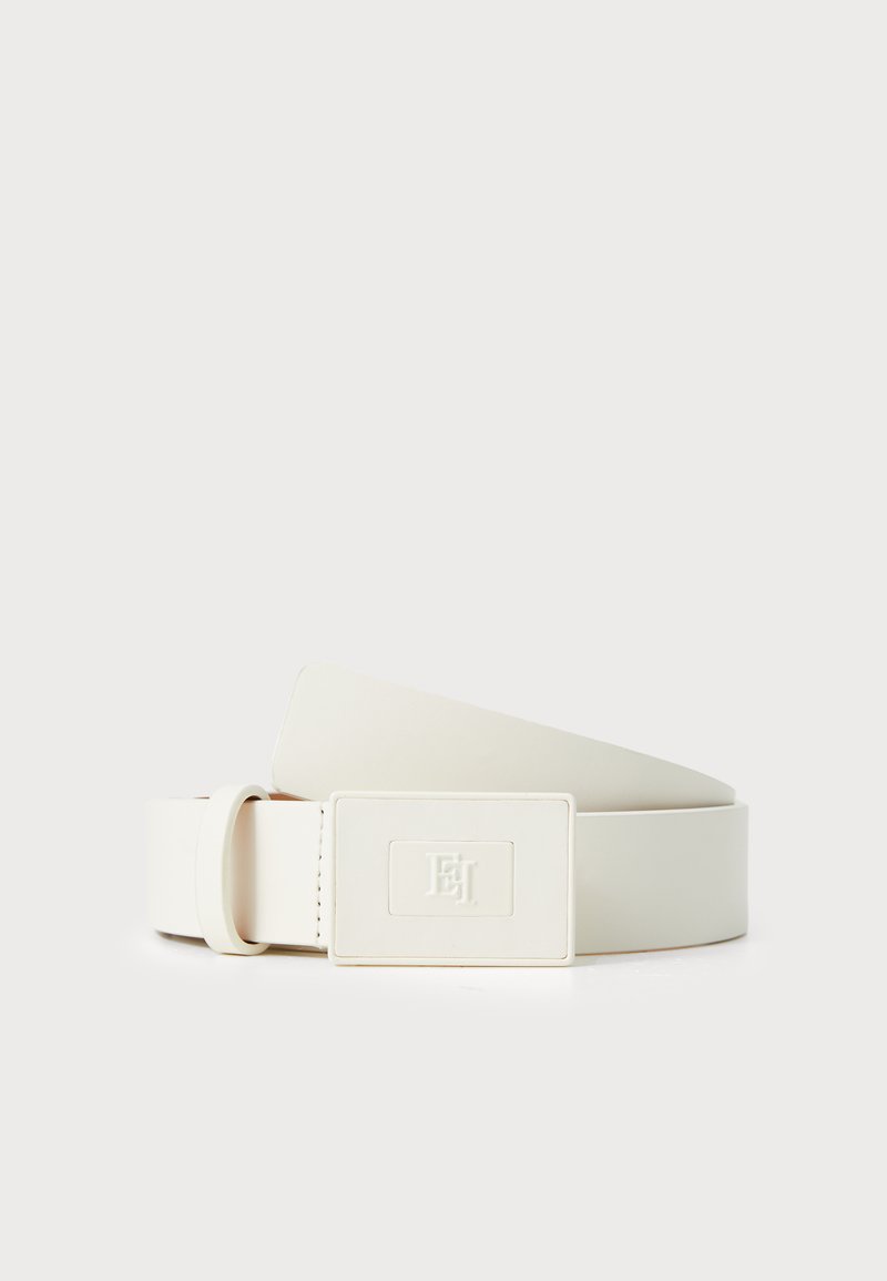 White rubber belt with a textured finish, featuring a square buckle embossed with a logo. Slim design, suitable for various outfits.