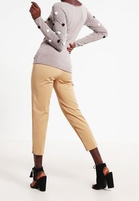 Molly Bracken Strickpullover - grey