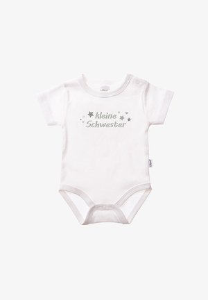 Weißer Kurzarm-Body aus weichem Stoff, mit grauem Text "kleine Schwester" und Stern- sowie Herzdesigns. Druckknopfverschluss im Schritt.