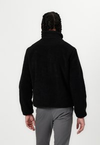 Jack & Jones JJBRADLEY JACKET - Fleecejas - black