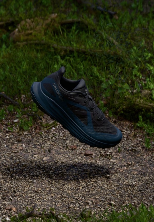 ULTRA FLOW GTX - Trail running shoes4