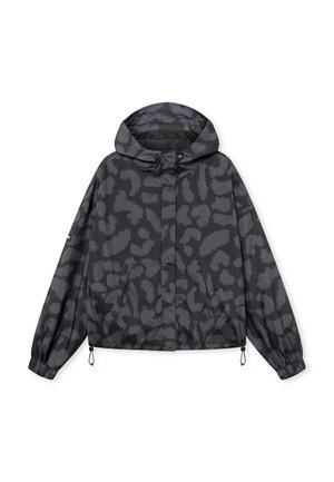 Musta hupullinen tuulitakki, jossa tummanharmaa abstrakti maastokuvio, joustavat hihansuut, vetoketjulliset etutaskut ja säädettävät helman kiristysnauhat.