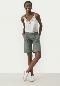 Part Two HANIJANPW SHO - Shorts - agave green