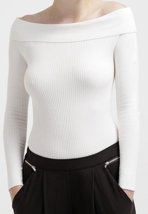 Stickad tröja - off-white