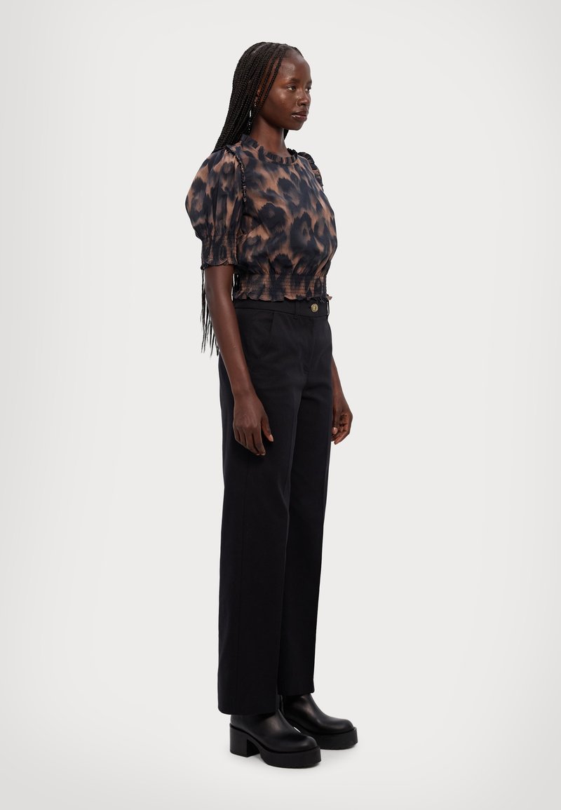 MUNTHE TUKINIS - Bluse - brown