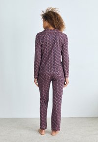 LASCANA VIVANCE DREAMS BY LASCANA VD COSY CLASSIC SET - Pyjama - dunkelblau/bordeaux