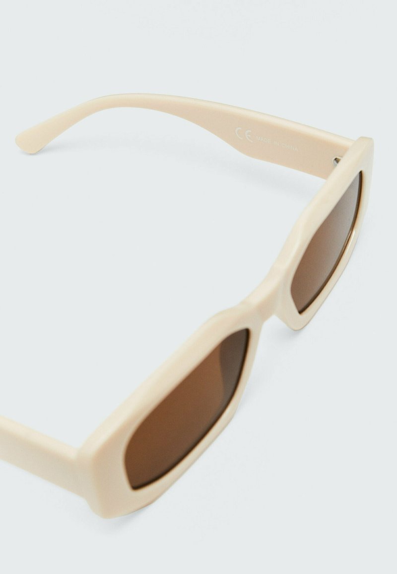 Damen Taschen | Stradivarius Sonnenbrille off-white/offwhite - XD61692 Damen Taschen | Stradivarius Sonnenbrille off-white/offwhite - XD61692
