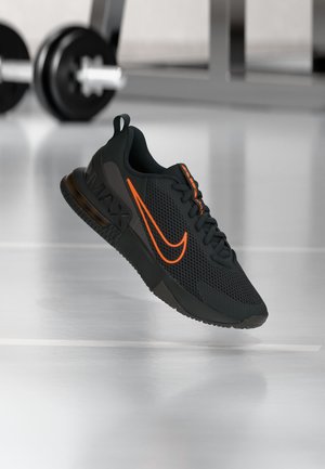 Nike Performance, AIR MAX ALPHA 6 - Тренировъчна обувка - off noir/total orange/med ash/cream