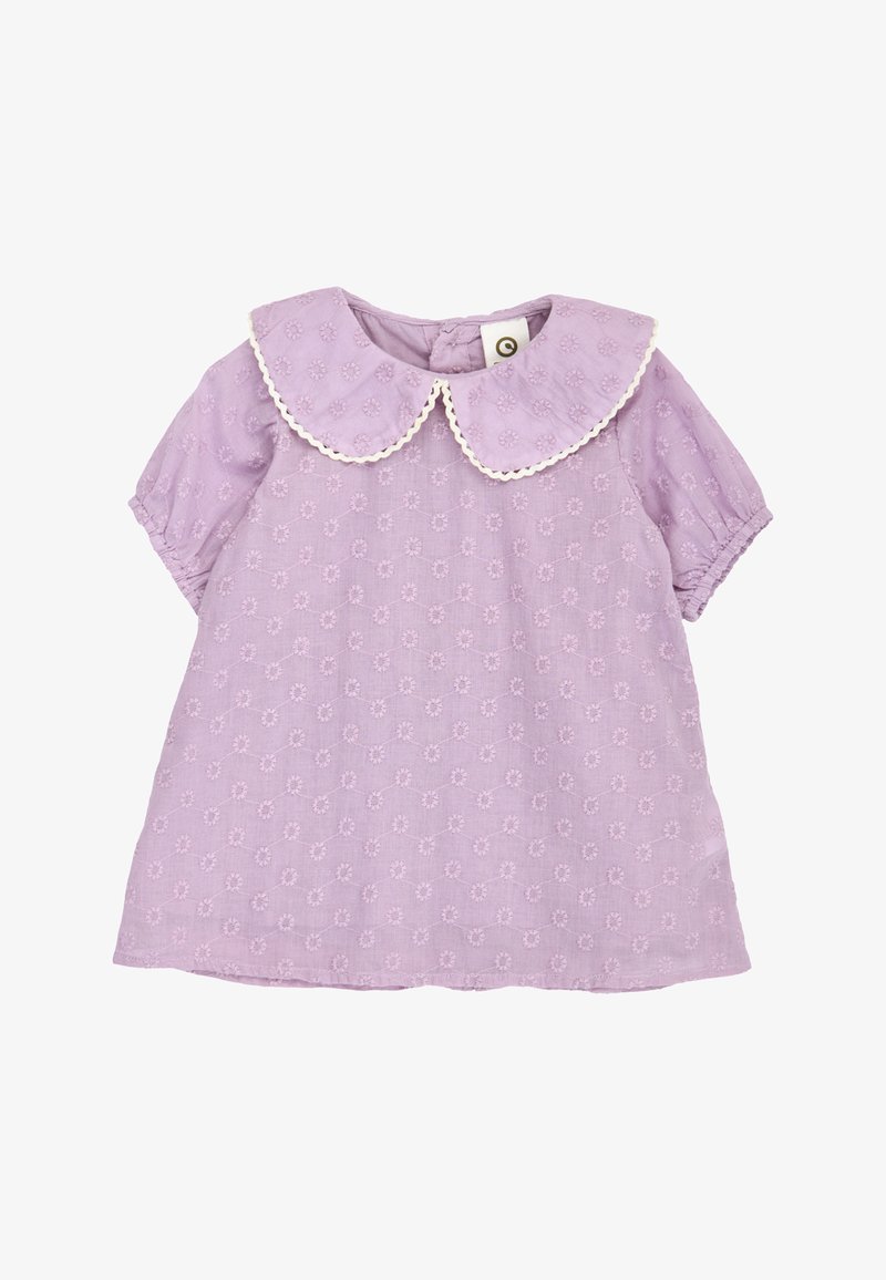 Fliederfarbenes Babykleid mit kurzen Puffärmeln, besticktem Blumenmuster und einem Peter-Pan-Kragen mit gewelltem Rand.