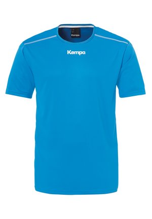 T-shirt bleu à manches courtes en tissu lisse et évacuant l'humidité. Doté d'un col rond, d'un logo blanc sur le devant et d'accents contrastés sur les épaules.