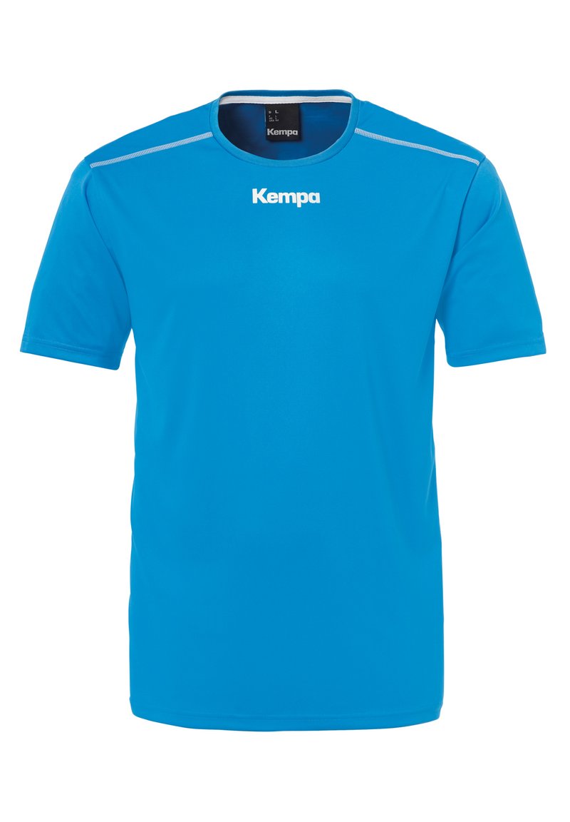 Blauwe T-shirt met korte mouwen, gemaakt van glad, vochtregulerend materiaal. Voorzien van een ronde hals, een wit logo op de voorkant en contrasterende schouderaccenten.