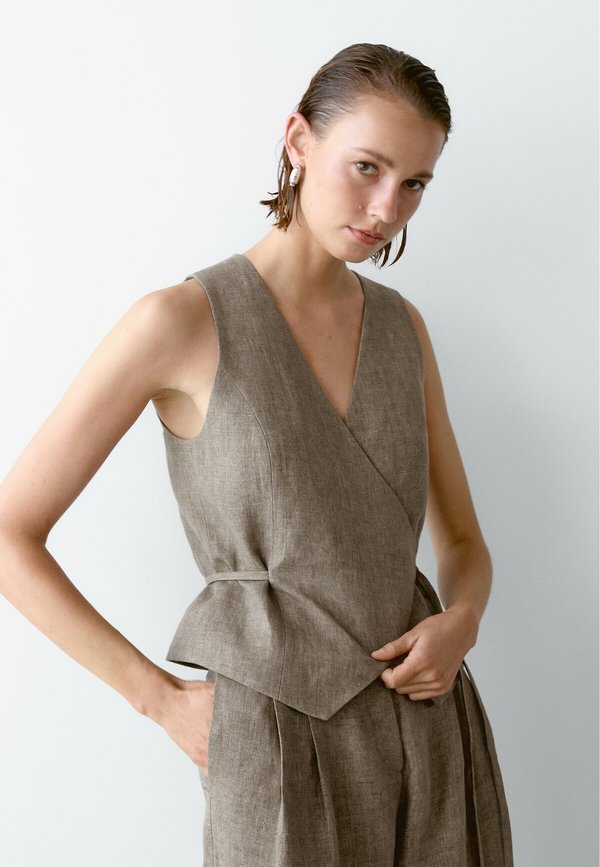 WITH DOUBLE DARTS  - Trousers - mottled beige4