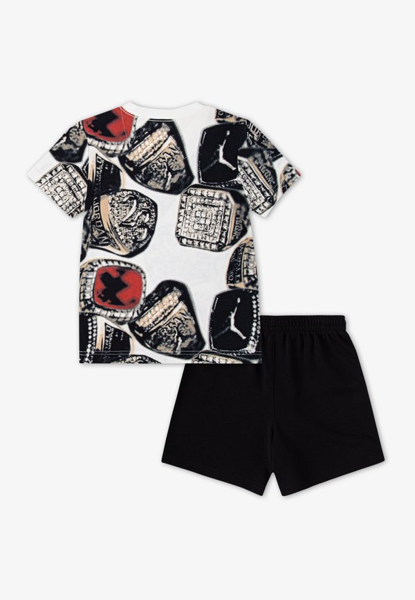 RING SHORT UNISEX SET - Shorts3
